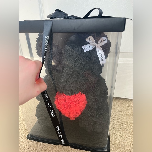 Dose of Roses Black Love Heart Rose Bear - Picture 2 of 5
